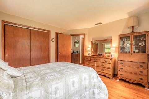 361 Hammond Street, New Smyrna Beach FL - photo 16 of 46