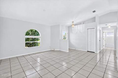 25 Potters Lane, Palm Coast FL - photo 11 of 64