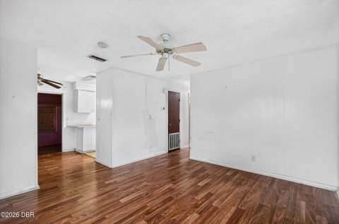 214 Lockhart Street, Daytona Beach FL - photo 10 of 41