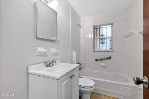 214 Lockhart Street, Daytona Beach FL - photo 12 of 41