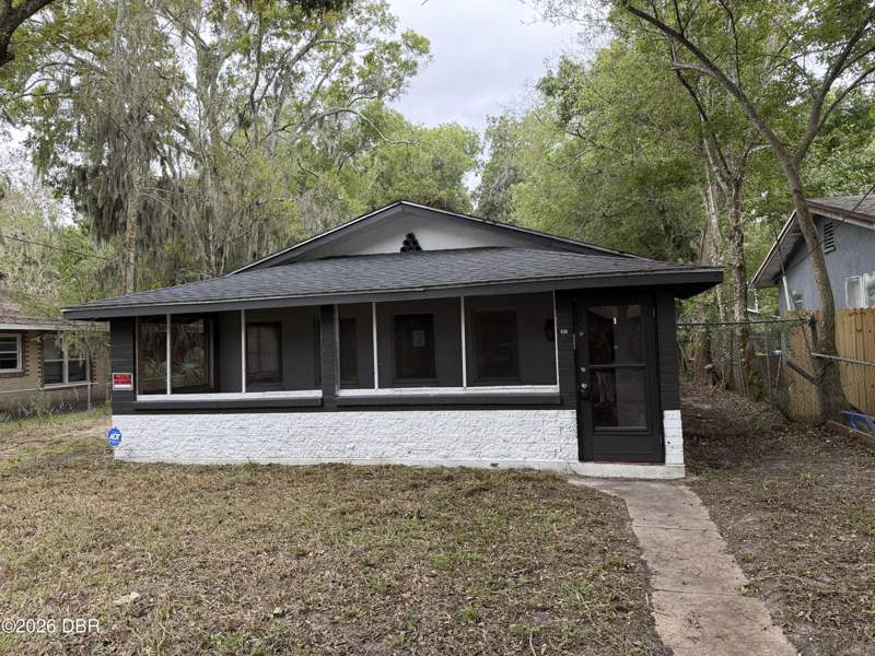 2 bedroom Single Family Residence at 630 Tucker Street, Tucker, Daytona Beach — photo 2
