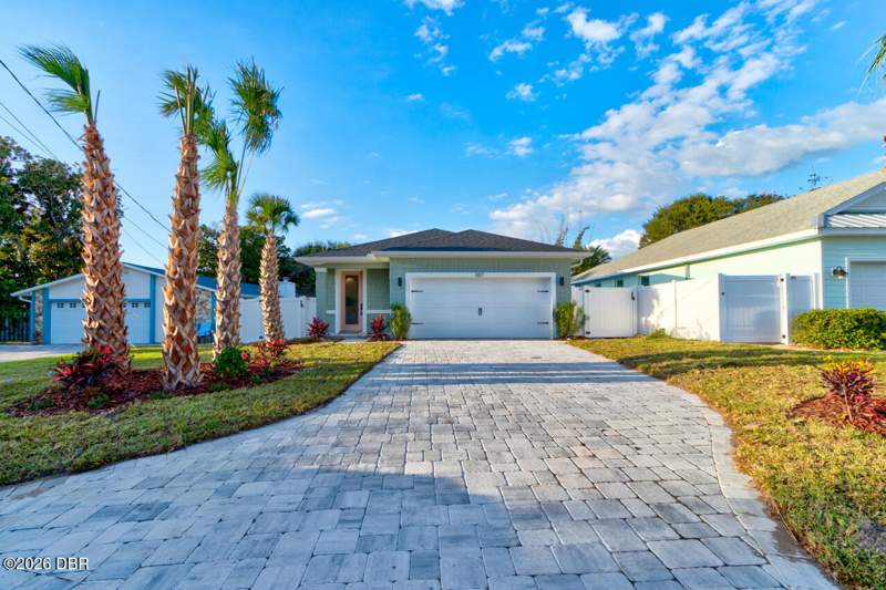 3 bedroom Single Family Residence at 157 Capri Drive, Avalon By The Sea, Ormond Beach — photo 2