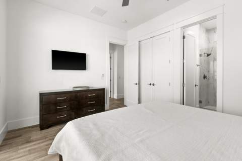 111 E Beach Drive, Miramar Beach FL - photo 21 of 98
