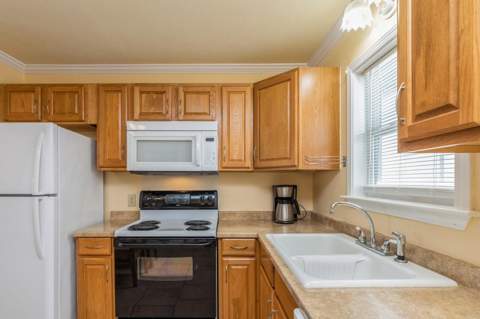 1330 SE Miracle Strip Parkway #Apt 104, Fort Walton Beach FL - photo 20 of 72