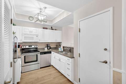 515 Tops'l Beach Boulevard ## 811, Miramar Beach FL - photo 7 of 33