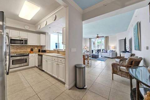 1328 SE Miracle Strip Parkway #Unit L6, Fort Walton Beach FL - photo 8 of 34