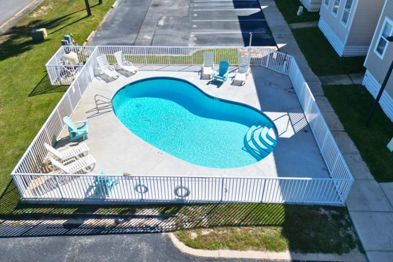 4 bedroom Detached Single Family at 69 Seabreeze Trail, Seabreeze, Inlet Beach — photo 3