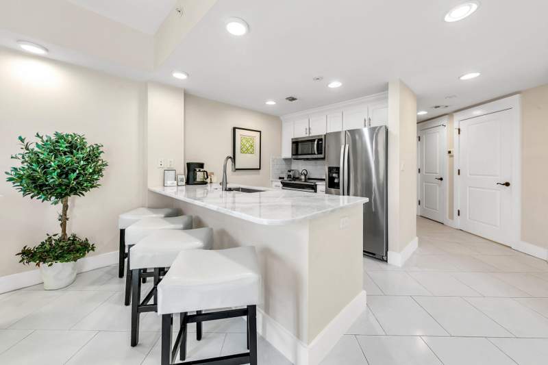 1 bedroom Condominium at 9300 Baytowne Wharf Boulevard #Unit 405, Pilot House, Miramar Beach — photo 5