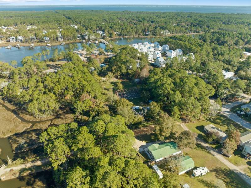 3 bedroom Detached Single Family at 43 Hogtown Bayou Lane, Town Of Santa Rosa, Santa Rosa Beach — photo 3