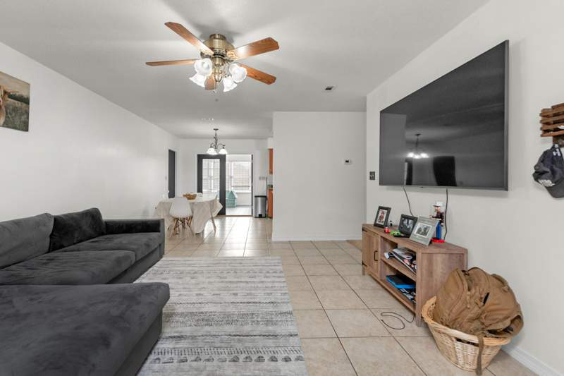 3 bedroom Detached Single Family at 400 Brown Place, Shoal Wood Est 1st Ph II, Crestview — photo 5