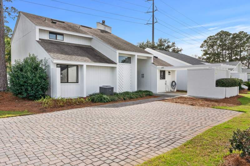 3 bedroom Detached Single Family at 453 E Linkside Place, Linkside Village Unit 1, Miramar Beach — photo 2