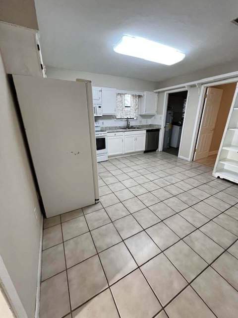 940 Central Avenue #Unit 15, Fort Walton Beach FL - photo 8 of 47