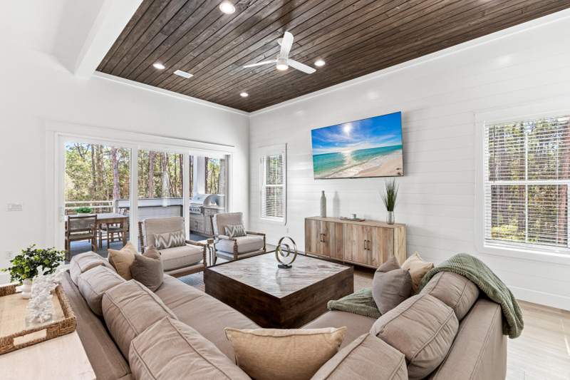 6 bedroom Detached Single Family at 74 Shady Pines Drive, Gulf Shore Manor, Santa Rosa Beach — photo 2