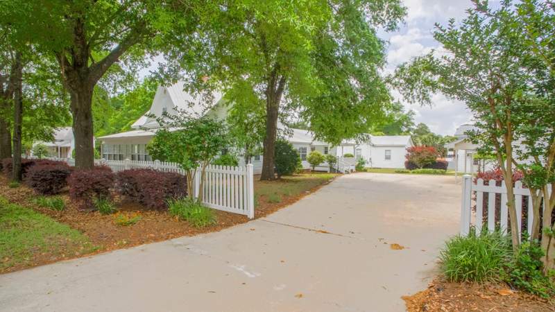 3 bedroom Detached Single Family at 270 S 12Th Street, Click tab ''Documents'' above for legal description., DeFuniak Springs — photo 2