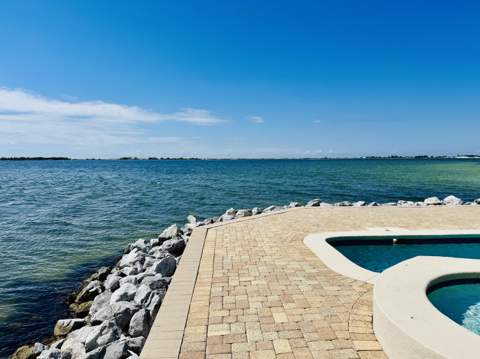 320 Sunny Drive, Mary Esther FL - photo 14 of 131