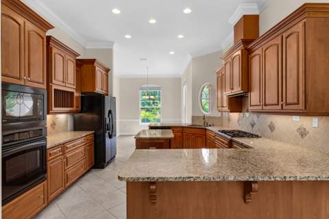 155 E Club House Drive, Freeport FL - photo 11 of 34