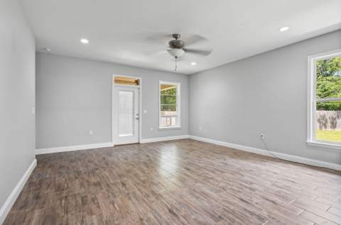 2 Marty Ln Lane, Fort Walton Beach FL - photo 10 of 25