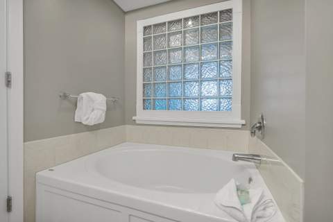 1517 SW Miracle Strip Parkway #Unit 309, Fort Walton Beach FL - photo 7 of 55
