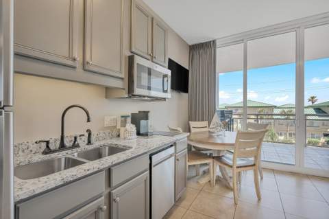 1517 SW Miracle Strip Parkway #Unit 309, Fort Walton Beach FL - photo 13 of 55