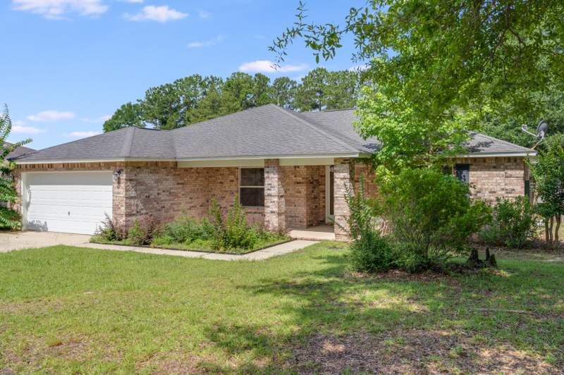 3 bedroom Detached Single Family at 48 S Pleasant Drive, Pleasant Ridge S/D, DeFuniak Springs — photo 3
