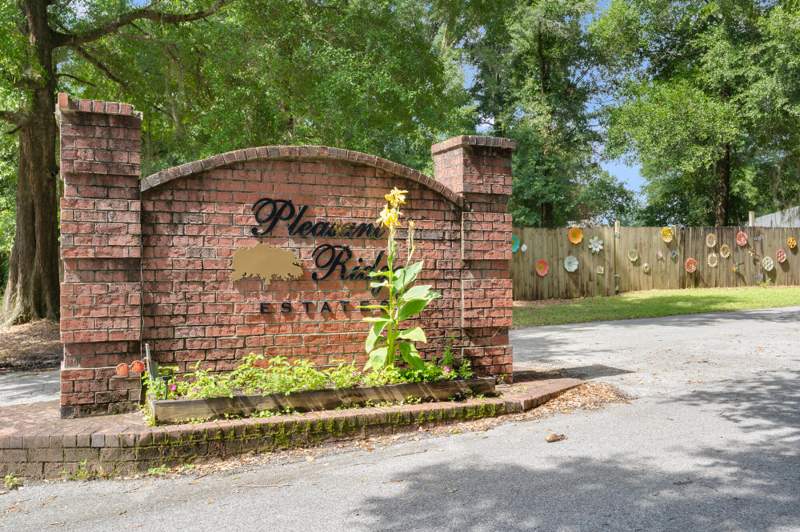 3 bedroom Detached Single Family at 48 S Pleasant Drive, Pleasant Ridge S/D, DeFuniak Springs — photo 2