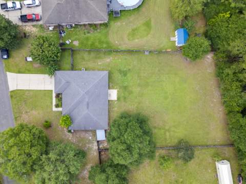 48 S Pleasant Drive, DeFuniak Springs FL - photo 7 of 47