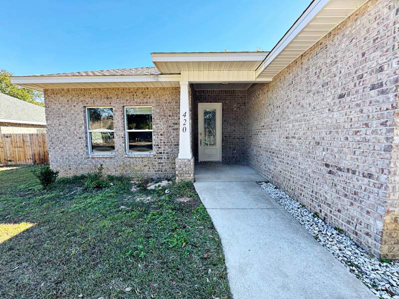 4 bedroom Detached Single Family at 420 Little John Road, Wynnehaven Bch Est, Mary Esther — photo 4