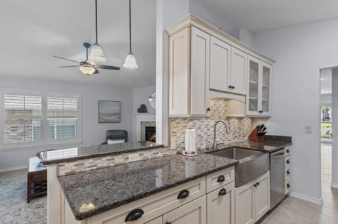 4661 Windstarr Drive, Destin FL - photo 10 of 29