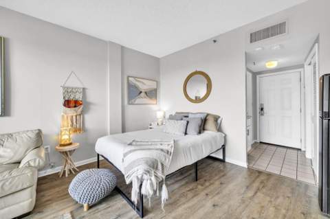 214 SW Miracle Strip Parkway #Unit A206, Fort Walton Beach FL - photo 11 of 33