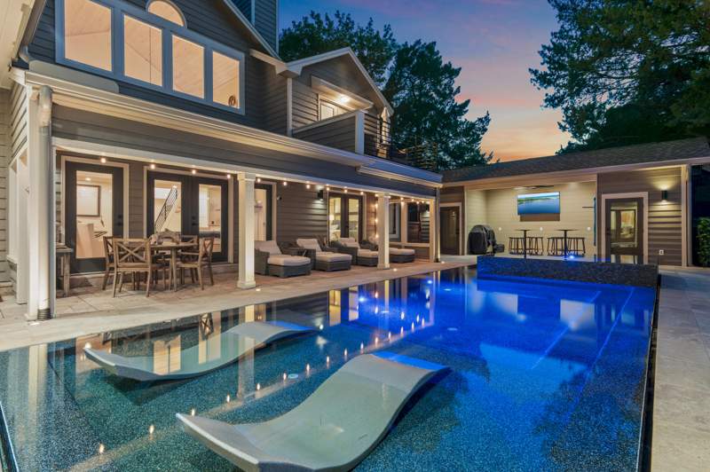 7 bedroom Detached Single Family at 780 Shore Drive, Holiday Shores Estates 1st Addn, Miramar Beach — photo 3