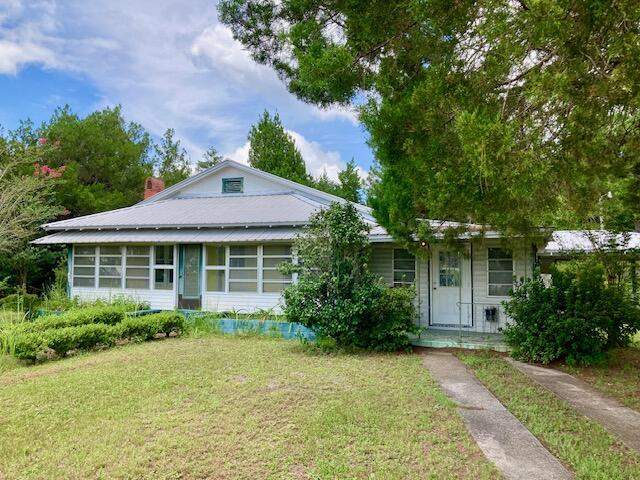 3 bedroom Detached Single Family at 17 Nowling Drive, Kam Akers, DeFuniak Springs — photo 3