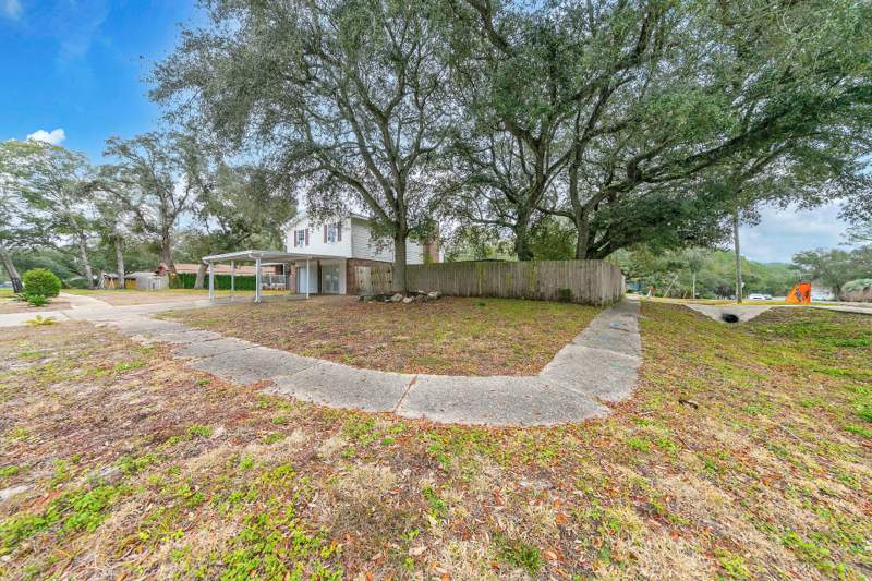 4 bedroom Detached Single Family at 701 Trowbridge Avenue, Berkshire Woods, Fort Walton Beach — photo 4