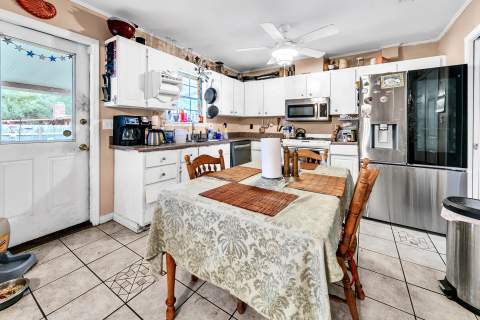 701 Trowbridge Avenue, Fort Walton Beach FL - photo 11 of 36
