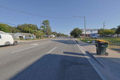 125 Beal Parkway, Fort Walton Beach FL - photo 6 of 7