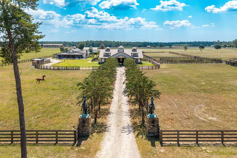 6 bedroom Farm at 1619 Buddy McGill Trail, Stables At Sandy Pine, Ponce De Leon — photo 2