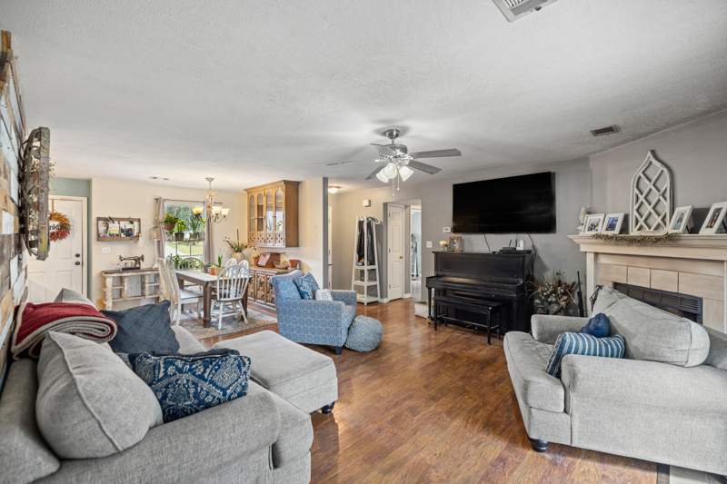 5 bedroom Detached Single Family at 204 Warrior Street, Old Bethel Estates Ph I, Crestview — photo 4