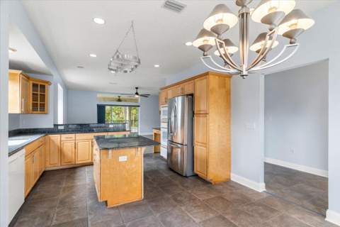 260 Tecumseh Lane, Mary Esther FL - photo 7 of 64
