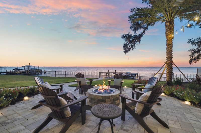 4 bedroom Detached Single Family at 3212 Bay Estates Circle, Burnt Pine, Miramar Beach — photo 4