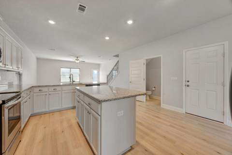 231 Baycliff Drive, Crestview FL - photo 10 of 49