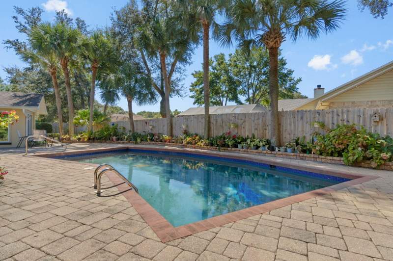 3 bedroom Detached Single Family at 105 Indian Bayou Drive, Indian Bayou, Destin — photo 2
