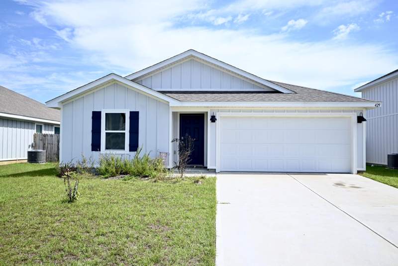 4 bedroom Detached Single Family at 429 Scarborough Street, Shoal River Landing, Crestview — photo 3