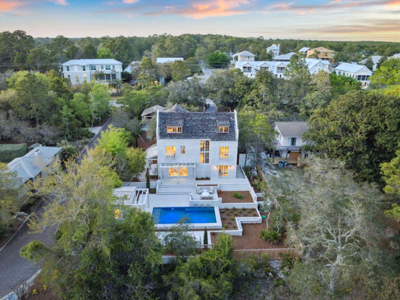 4 bedroom Detached Single Family at 3191 W County Hwy 30A, Santa Rosa Beach, Santa Rosa Beach — photo 2