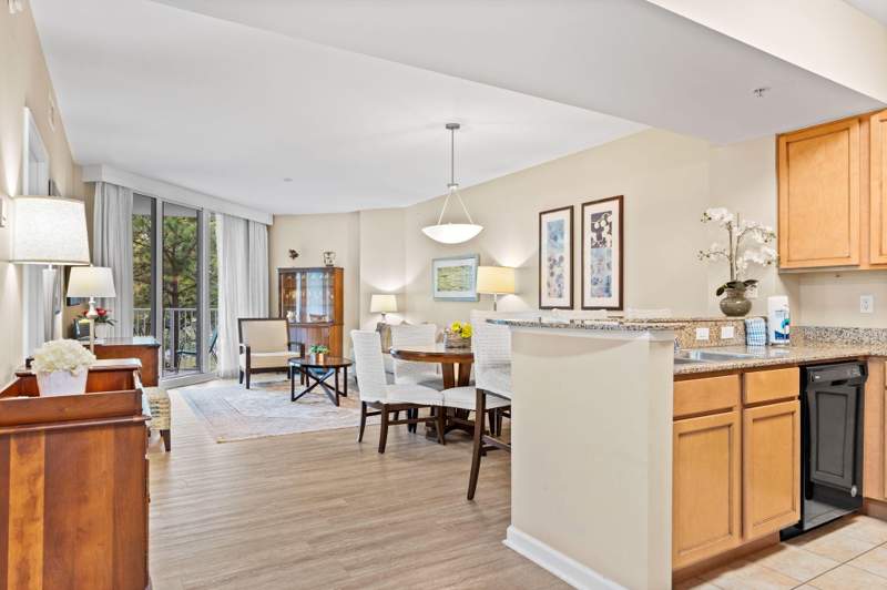 2 bedroom Condominium at 4207 Indian Bayou Trail #2212, The Palms Of Destin, Destin — photo 5