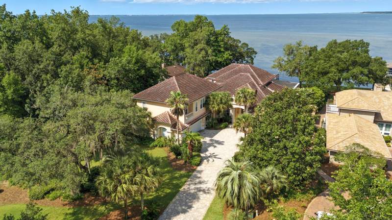 7 bedroom Detached Single Family at 923 Lido Circle, Lido Village, Niceville — photo 2