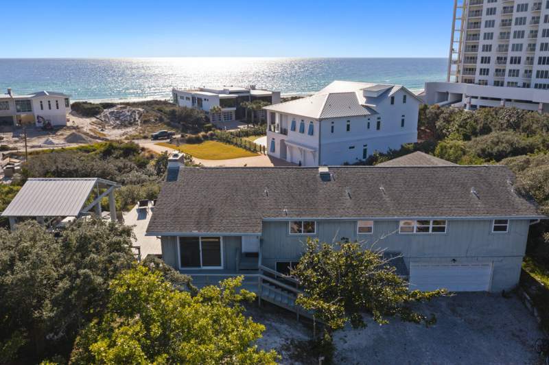 4 bedroom Detached Single Family at 215 Mockingbird Lane, Four Mile Village, Santa Rosa Beach — photo 4