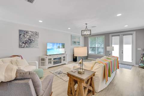 2046 Crystal Lake Drive, Miramar Beach FL - photo 12 of 41
