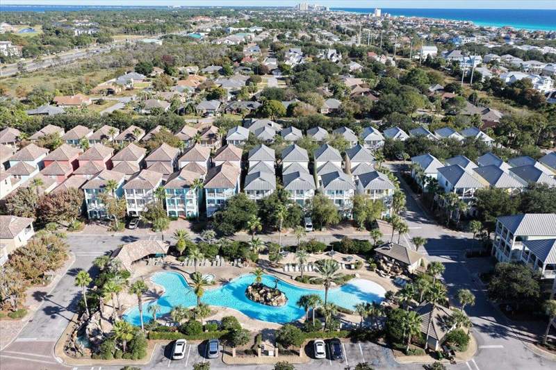 5 bedroom Detached Single Family at 210 W. Grand Key, Villages Of Crystal Beach, Destin — photo 5