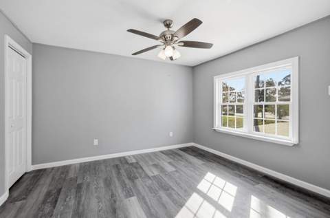 410 NW NW Oakland Circle, Fort Walton Beach FL - photo 6 of 25