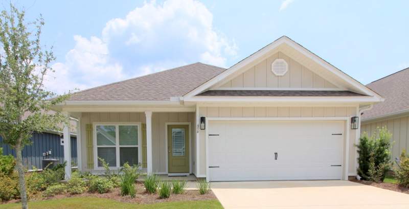 3 bedroom Detached Single Family at 454 Lightning Bug Lane, Hammock Bay-Firefly, Freeport — photo 2