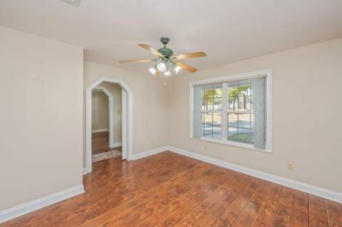 516 Blue Pond Circle, Ponce De Leon FL - photo 9 of 39